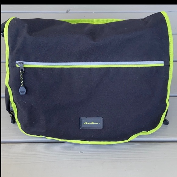 Eddie Bauer Baby/Diaper Bag - Picture 2 of 13